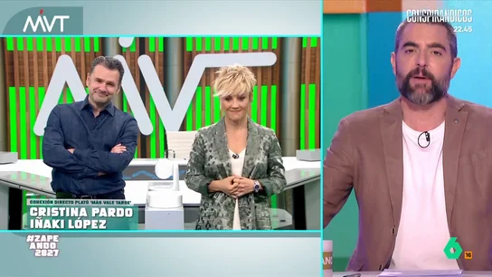 La 'advertencia' de Cristina Pardo a Iñaki López: "Si te pones un mocasín de rejilla blanco por aquí no vuelvas" Dani Mateo ha echado en cara al presentador de Más Vale Tarde que usara unas zapatillas amarillas para entrevistar al expresidente cántabro Miguel Ángel Revilla. "Iñaki, no tienes edad", le ha dicho Mateo.