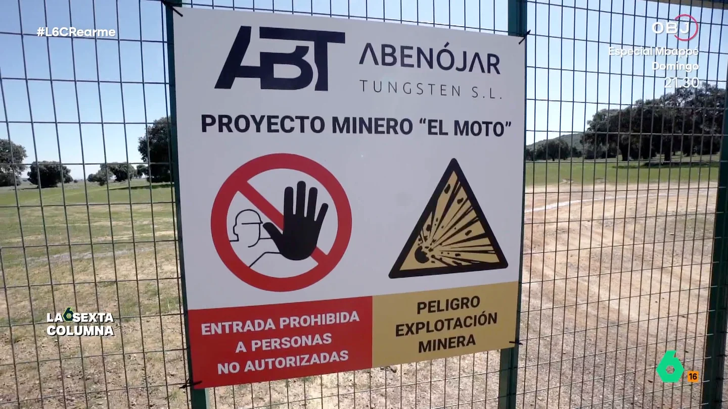 Abenójar, el pueblo de Ciudad Real al que el wolframio ha puesto en el mapa estratégico de la Unión Europea laSexta Columna visita Abenójar, en Ciudad Real, un pueblo seleccionado como estratégico por la Comisión Europea por tener reservas de wolframio. Allí pregunta a sus vecinos y a ecologistas sobre la mina, con opiniones muy diferentes.