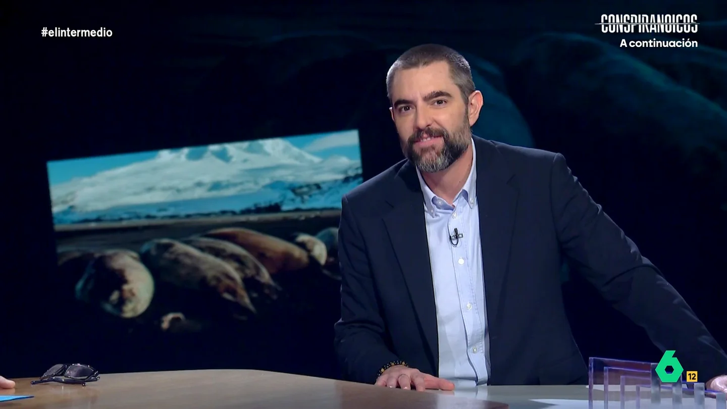 Dani Mateo 'desvela' el lema anti-Trump de las islas Heard y McDonald: "'Focka' you, Trump" El presidente estadounidense ha impuesto un arancel de un 10% a una isla, perteneciente a Australia, que está habitada, tan solo, por focas y pingüinos.