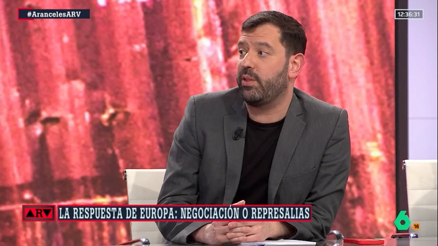 Valdivia, sobre Trump: "Es aquel niñato millonario de Manhattan que no sabe tanto de economía como se prometía" Valdivia, sobre Trump: "Es aquel niñato millonario de Manhattan que no sabe tanto de economía como se prometía"