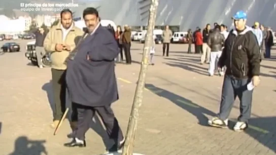 Así es 'el rey de los gitanos de Galicia': "El 'príncipe gitano' aprende de él cómo manejar el negocio sin oposición" Así es 'el rey de los gitanos de Galicia': "El 'príncipe gitano' aprende de él cómo manejar el negocio sin oposición"