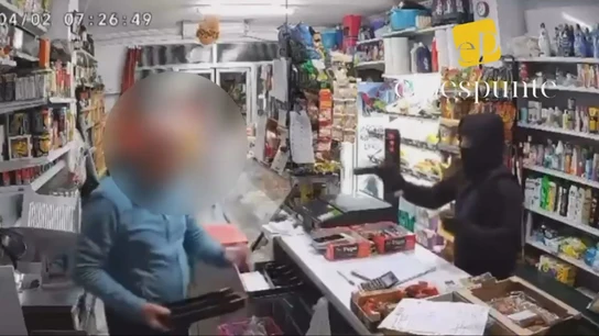 Atraco a punta de pistola en Sevilla Atraco a punta de pistola en Sevilla