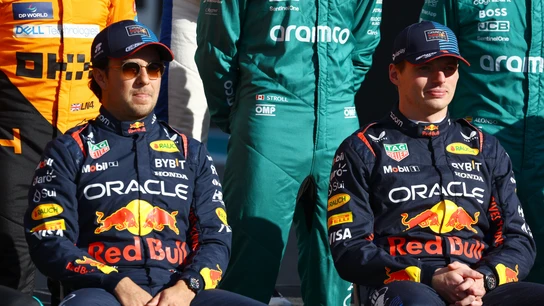 Checo Pérez y Max Verstappen Checo Pérez y Max Verstappen