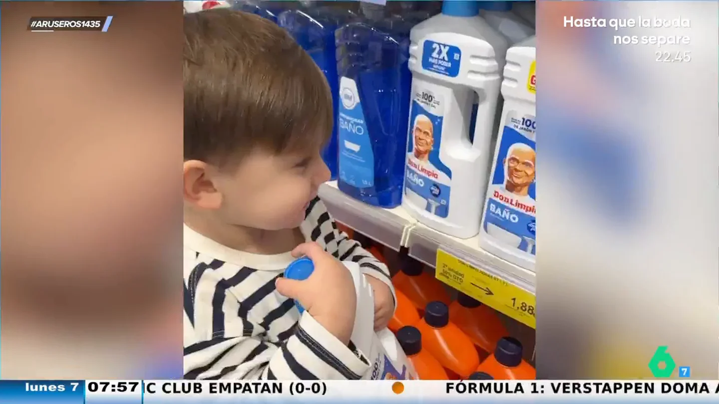 El divertido vídeo viral del niño que cree que Don Limpio es su papá: "¿Por qué le das un beso?" El divertido vídeo viral del niño que cree que Don Limpio es su papá: "¿Por qué le das un beso?"