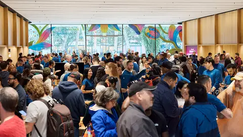 La inauguración de la décima tienda de Apple en Miami, Estados Unidos La inauguración de la décima tienda de Apple en Miami, Estados Unidos