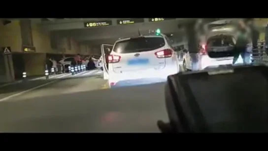 "Pones mafia taxi en Google y lo primer que te sale es Sevilla" "Pones mafia taxi en Google y lo primer que te sale es Sevilla"