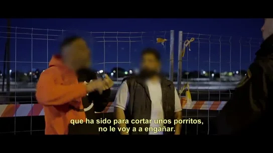 Así explica un hombre que acaba de salir de prisión por qué lleva una navaja por Sevilla: "Para cortar un porrito" Así explica un hombre que acaba de salir de prisión por qué lleva una navaja por Sevilla: "Para cortar un porrito"