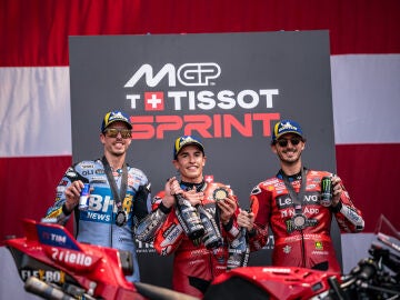 Alex M&aacute;rquez, Marc M&aacute;rquez y Pecco Bagnaia