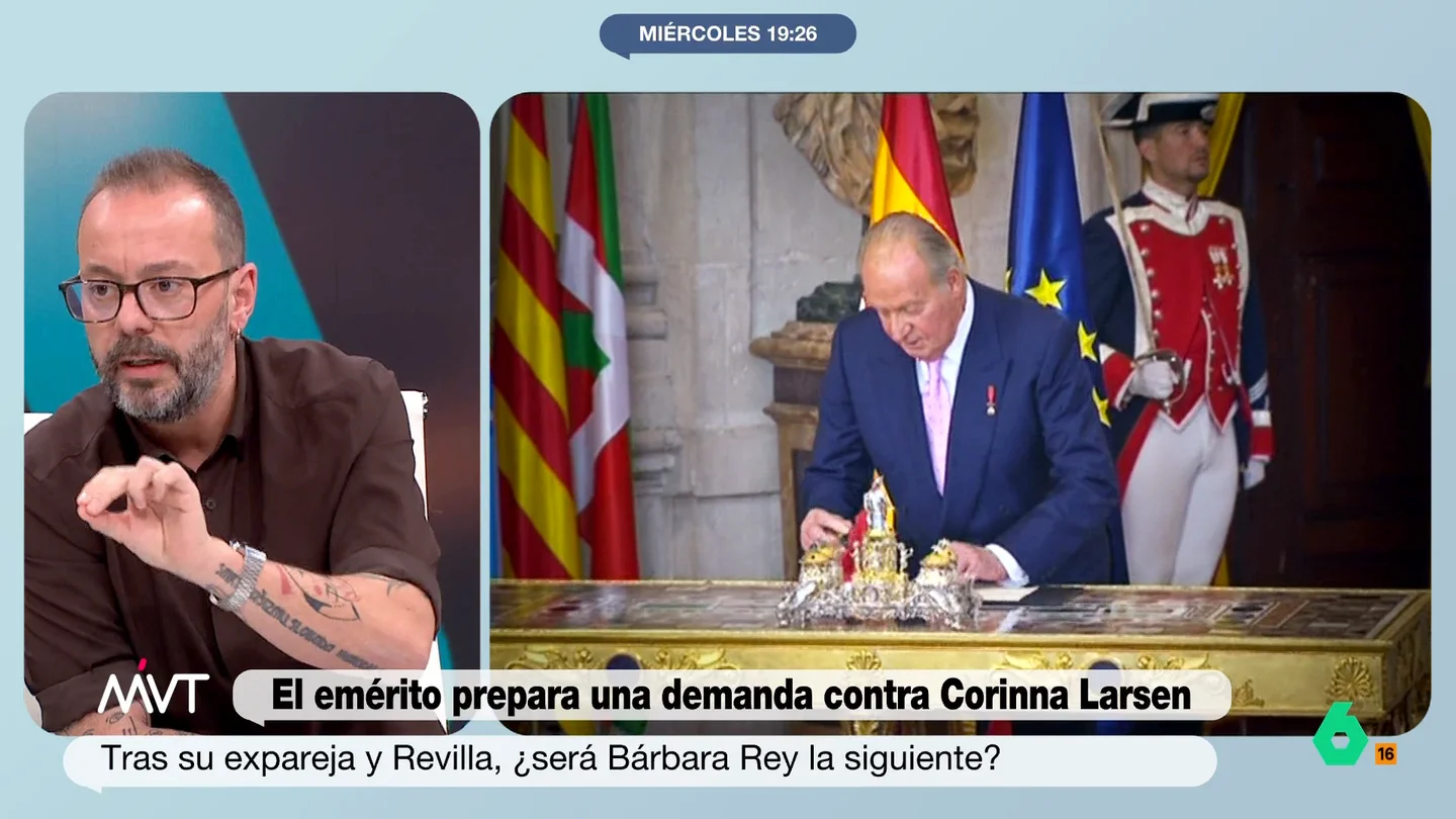 Maestre, sobre la demanda del emérito a Corinna: "Es impúdico que un tipo que se salva de la cárcel por inviolable persiga a la gente" Antonio Maestre hace una contundente reflexión en este vídeo sobre la demanda que prepara el rey Juan Carlos contra Corinna Larsen y recuerda que el monarca "cometió cinco delitos por cinco años que se le investigó".