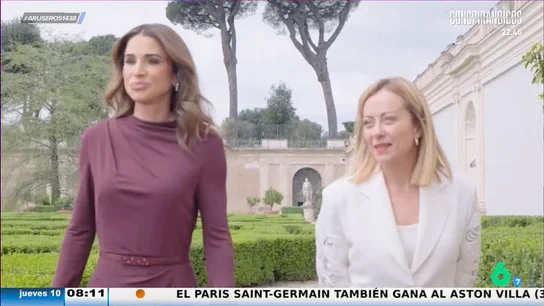 La reacción de Alfonso Arús a la "lección de estilo" de Rania de Jordania en su reunión con Giorgia Meloni La reacción de Alfonso Arús a la "lección de estilo" de Rania de Jordania en su reunión con Giorgia Meloni