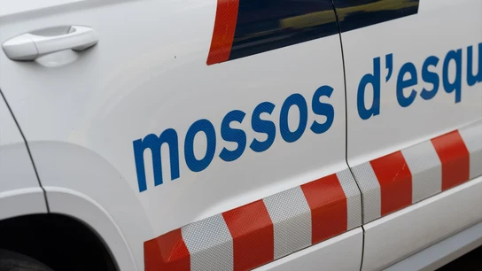 Imagen de archivo de un vehículo de los Mossos d’Esquadra Imagen de archivo de un vehículo de los Mossos d’Esquadra