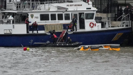 Helicóptero accidentado en el Hudson Helicóptero accidentado en el Hudson