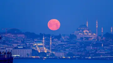 Luna Rosa en Turquía Luna Rosa en Turquía