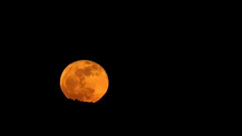 Luna llena en Macedonia del Norte Luna llena en Macedonia del Norte