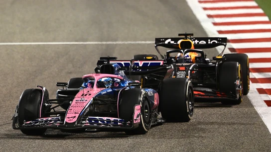 Batalla entre Gasly y Verstappen en Baréin Batalla entre Gasly y Verstappen en Baréin