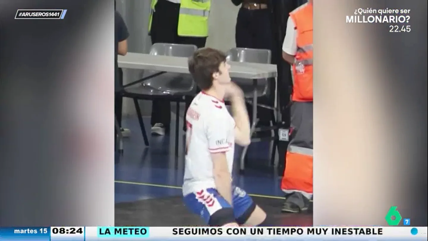 El divertido baile viral de Pablo Urdangarin a su novia, Johanna Zott El divertido baile viral de Pablo Urdangarin a su novia, Johanna Zott