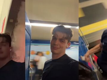 Chico colg&aacute;ndose del &uacute;ltimo vag&oacute;n de Metro de Madrid