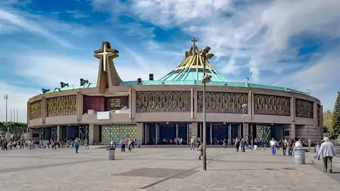 Basílica de Santa María de Guadalupe Basílica de Santa María de Guadalupe