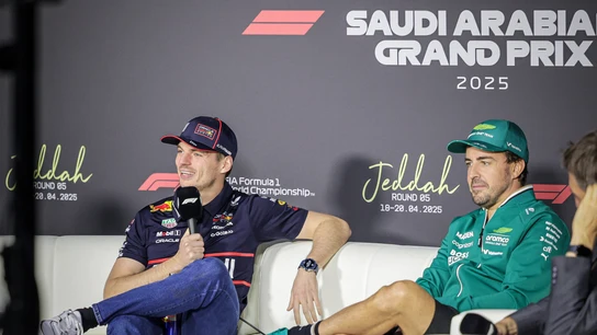 Max Verstappen y Fernando Alonso Max Verstappen y Fernando Alonso