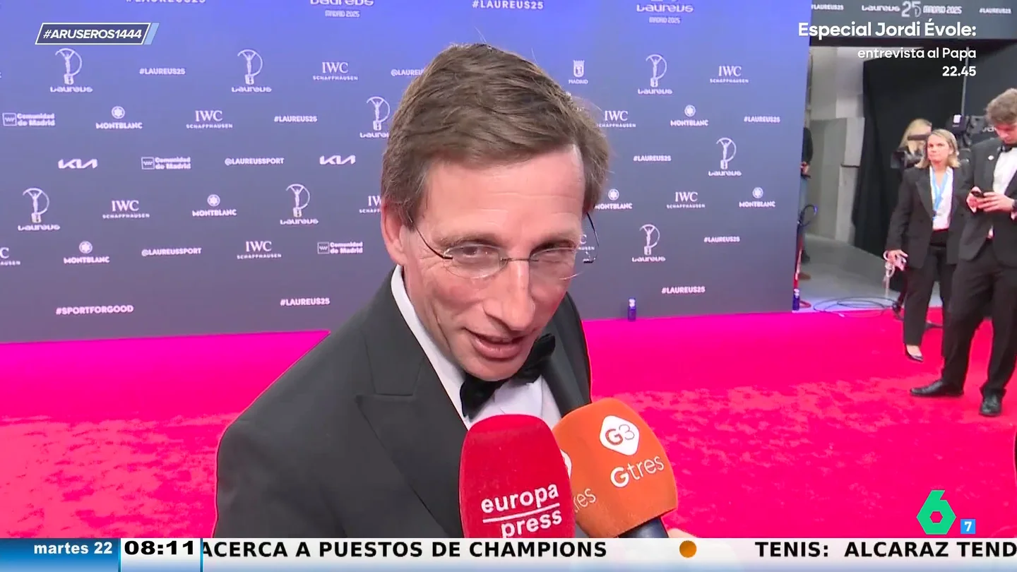 José Luis Martínez-Almeida, sobre el embarazo de Teresa Urquijo: "Lo mejor de todo es que no hay novedades" José Luis Martínez-Almeida, sobre el embarazo de Teresa Urquijo: "Lo mejor de todo es que no hay novedades"