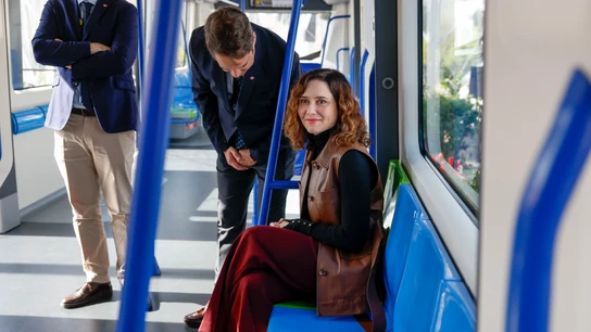 La presidenta de la Comunidad de Madrid, Isabel Díaz Ayuso, visita la exposición Nuevo Tren de Metro de Madrid La presidenta de la Comunidad de Madrid, Isabel Díaz Ayuso, visita la exposición Nuevo Tren de Metro de Madrid