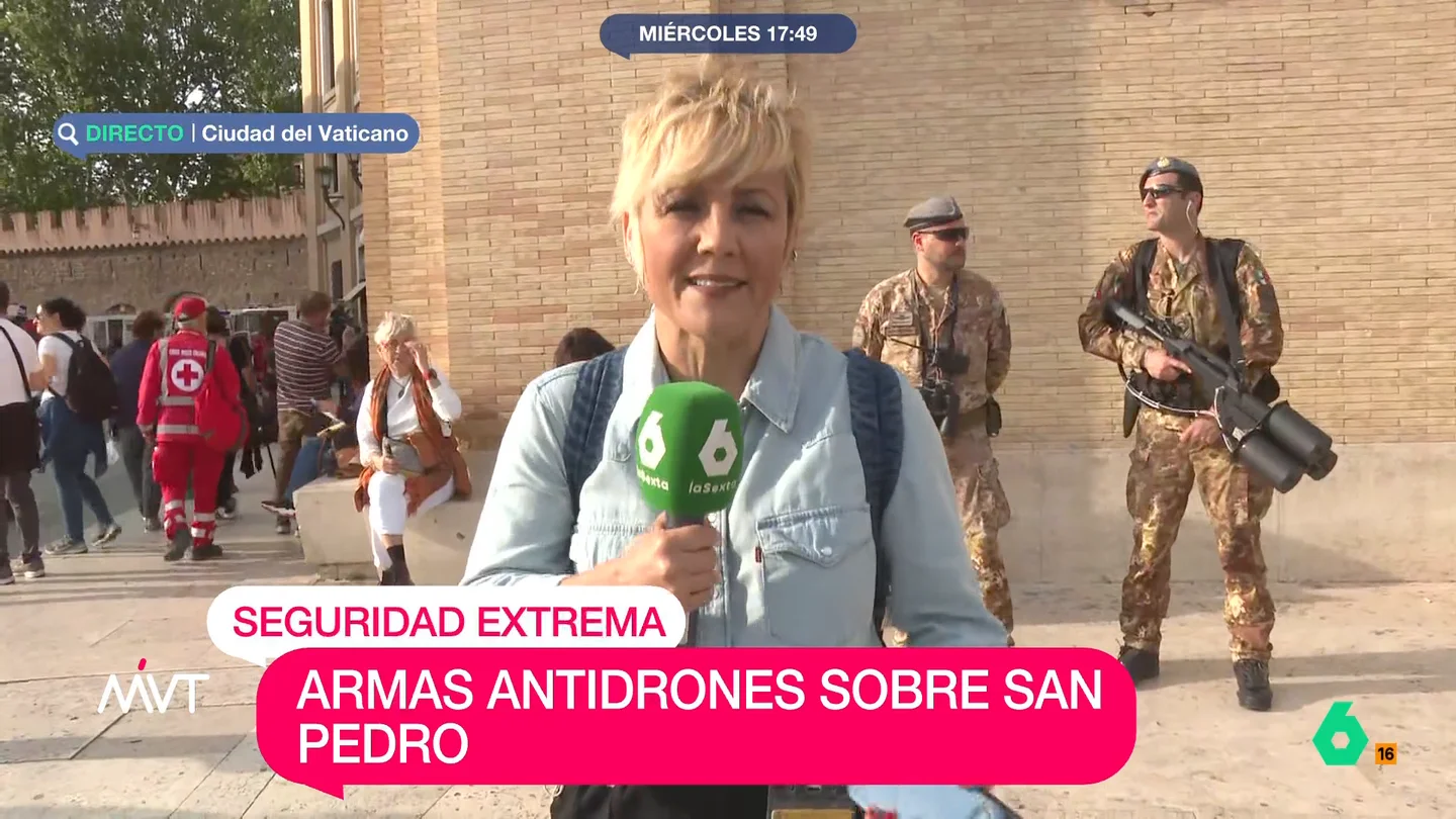 Cristina Pardo habla sobre una curiosa arma para derribar drones: "Elementos voladores extraños no hemos visto, solo gaviotas" La periodista explica que la ciudad ha multiplicado sus medidas de seguridad debido al aumento de los fieles y turistas que han acudido para despedirse del papa Francisco. Los militares han incorporado una llamativa arma como medida de protección.