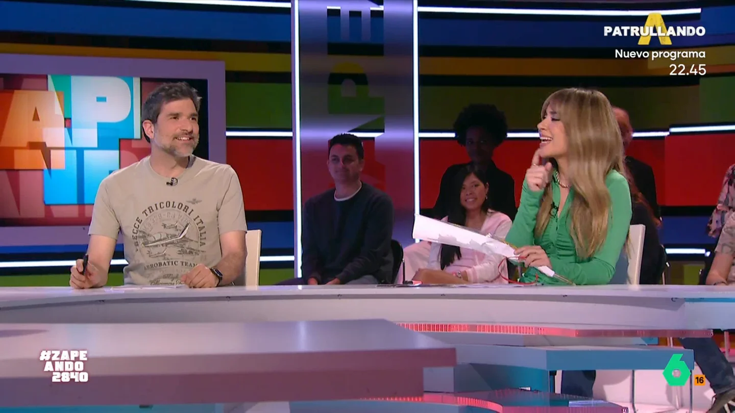 Nacho García reacciona a la petición de Quique Peinado: "Todas las Daenerys están tristísimas" El zapeador ha pedido empatía para los dragones, recordando la leyenda de San Jorge y el dragón. Los zapeadores, además, han querido celebrar este día siguiendo otra tradición.
