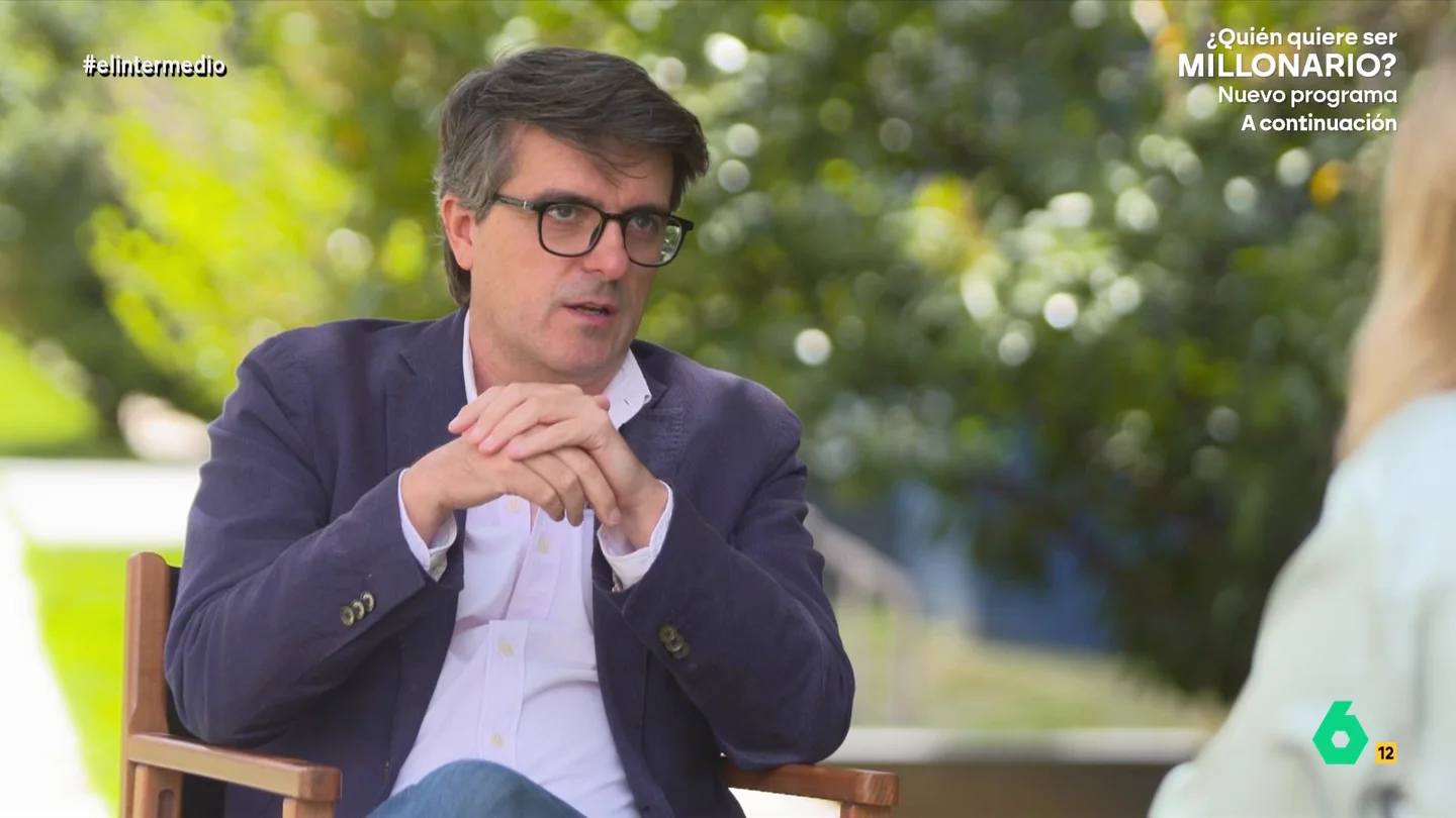 El experto en energía Jorge Morales, sobre el apagón: "Algunas centrales eléctricas tienden a protegerse cuando observan un fallo" El experto en energía Jorge Morales, sobre el apagón: "Algunas centrales eléctricas tienden a protegerse cuando observan un fallo"