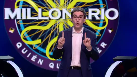 La desesperación de Juanra Bonet por no poder "soplarle a los concursantes la respuesta correcta": "Me caen bien" La desesperación de Juanra Bonet por no poder "soplarle a los concursantes la respuesta correcta": "Me caen bien"