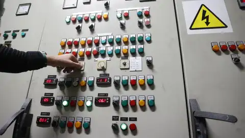 Recuperada el 99,95% de la demanda eléctrica peninsular y todas las subestaciones ya operativas Recuperada el 99,95% de la demanda eléctrica peninsular y todas las subestaciones ya operativas