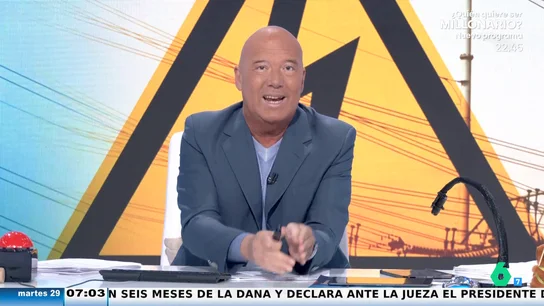 Alfonso Arús y Angie Cárdenas desvelan cómo vivieron el gran apagón dentro de un parking Alfonso Arús y Angie Cárdenas desvelan cómo vivieron el gran apagón dentro de un parking