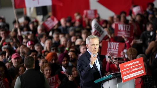 Mark Carney durante un mitin de campaña en Canadá Mark Carney durante un mitin de campaña en Canadá