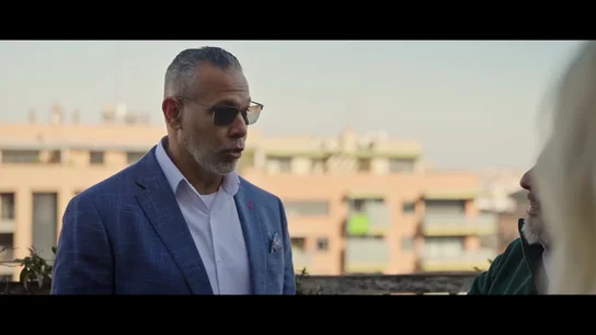 "Con 14.000 euros, aquí serás capitán general": Jalis de la Serna, al sargento estadounidense que se muda a Valencia para retirarse "Con 14.000 euros, aquí serás capitán general": Jalis de la Serna, al sargento estadounidense que se muda a Valencia para retirarse