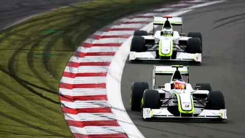 Rubens Barrichello y Jenson Button, de la escudería Brawn, 2009 , en el Gran Premio de Alemania Rubens Barrichello y Jenson Button, de la escudería Brawn, 2009 , en el Gran Premio de Alemania