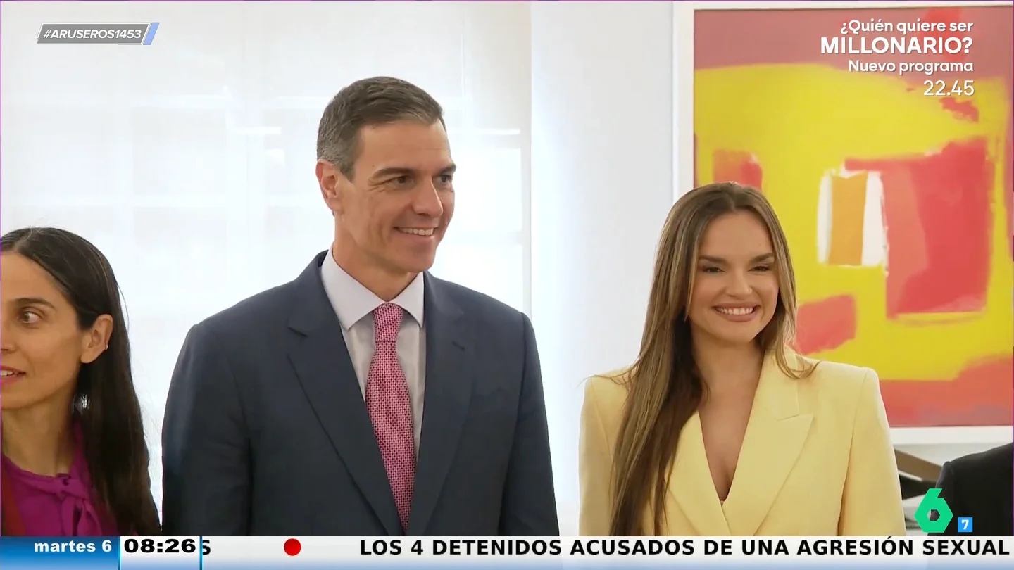 El encuentro viral de Melody con Pedro Sánchez antes de cantar 'Esa diva' en Eurovisión El encuentro viral de Melody con Pedro Sánchez antes de cantar 'Esa diva' en Eurovisión
