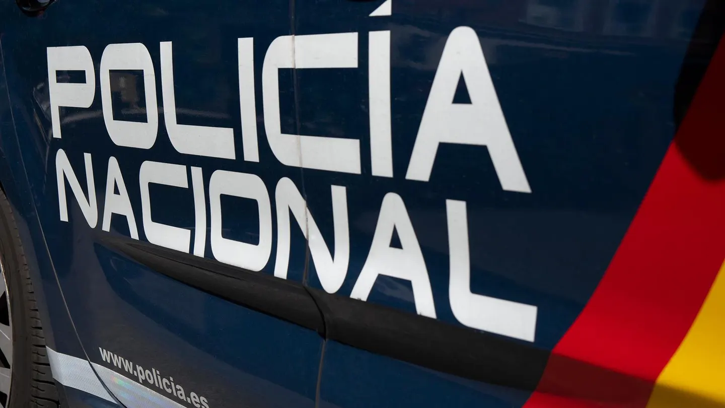 Vehículo de la Policía Nacional Vehículo de la Policía Nacional