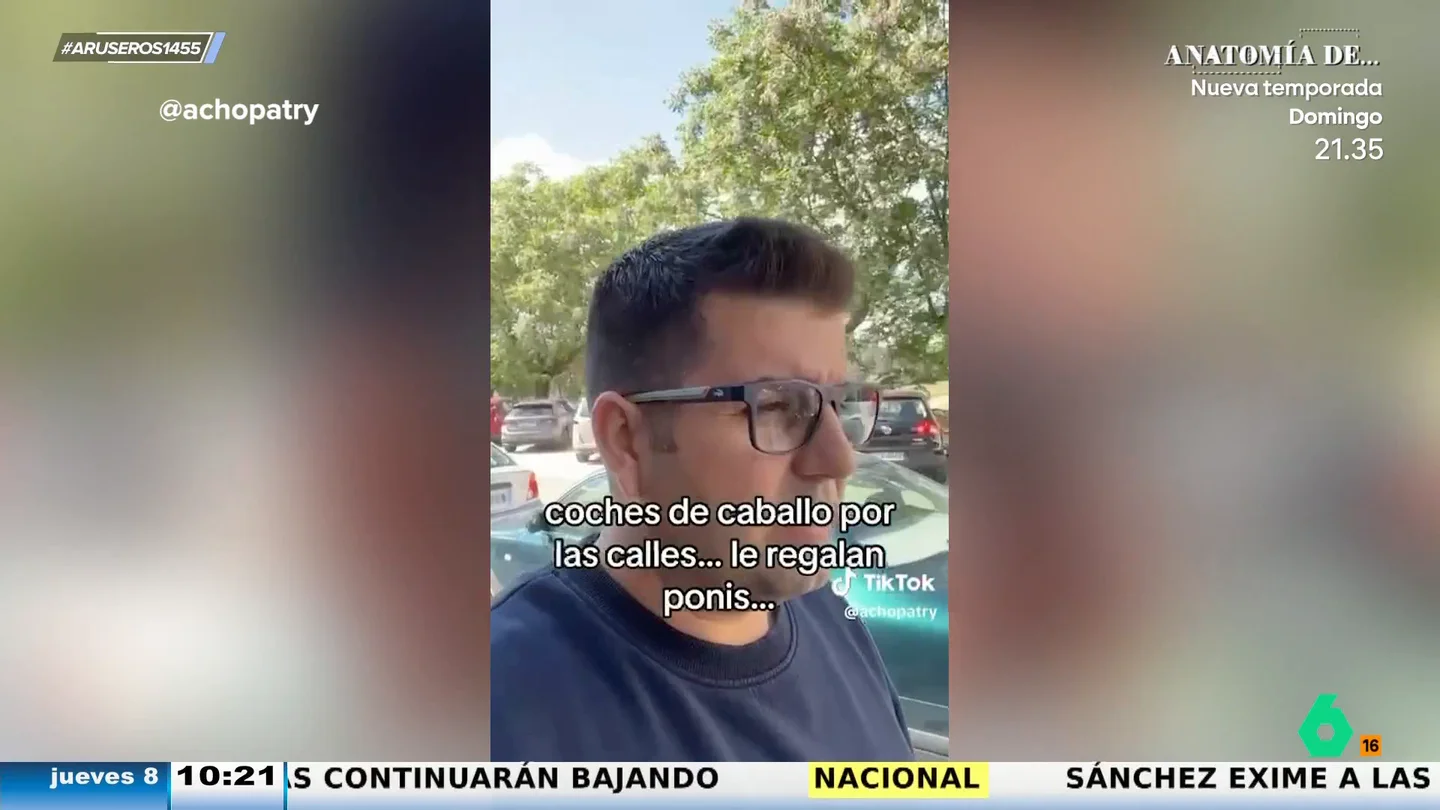 El humorista 'Achopatry', sobre las comuniones: "Regalan un 'iPhone 16 XR Pro Plus Máster' y no saben ni cortar un filete" Opina sobre las comunciones