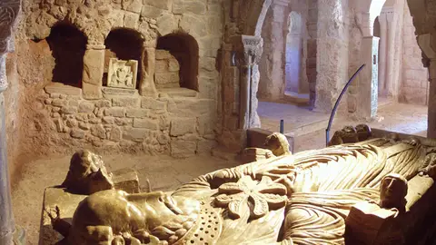 Cenotafio del Monasterio de San Millán de Suso Cenotafio del Monasterio de San Millán de Suso