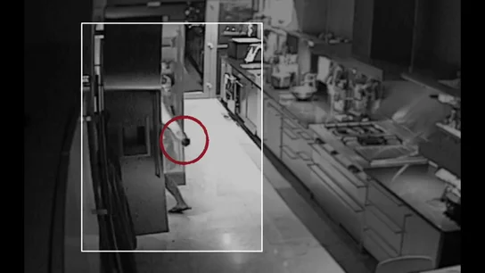 14 trayectos a la cocina en menos de dos horas: " 14 trayectos a la cocina en menos de dos horas: "