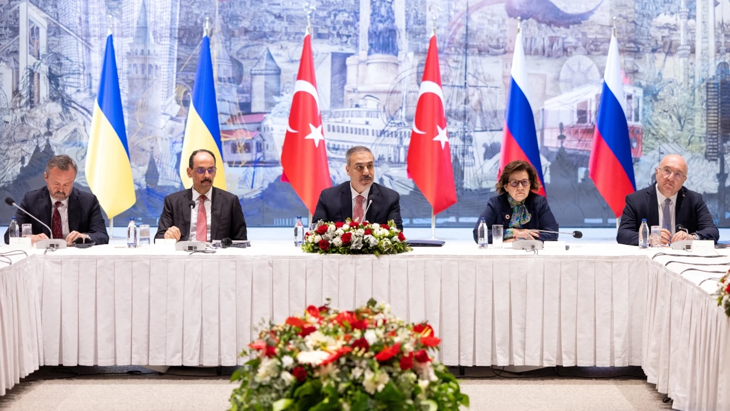 Reunión entre Rusia y Ucrania en Estambul, con Turquía como mediador Reunión entre Rusia y Ucrania en Estambul, con Turquía como mediador