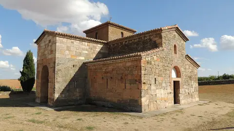Iglesia de san Pedro de la Nave Iglesia de san Pedro de la Nave
