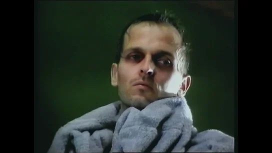 Una fotografía en un rodaje de una película avivó los rumores sobre que Miguel Bosé padecía sida en 1992: "Estaba caracterizado" Una fotografía en un rodaje de una película avivó los rumores sobre que Miguel Bosé padecía sida en 1992: "Estaba caracterizado"