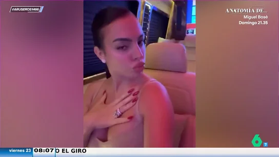 La risa de Alfonso Arús con el último viral de Georgina Rodríguez en TikTok: "Esta muy animada, eh" La risa de Alfonso Arús con el último viral de Georgina Rodríguez en TikTok: "Esta muy animada, eh"
