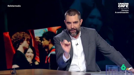 Dani Mateo propone que España participe en la próxima 'sperm race': "Tenemos a Ortega Cano que tiene semen de fuerza" El colaborador explica que un joven de 17 años ha organizado esta competición en California en la que dos chicos han medido la velocidad de su esperma en un circuito. El ganador ha obtenido 10.000 dólares.