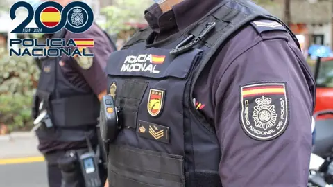 Agentes de la Policía Nacional. .