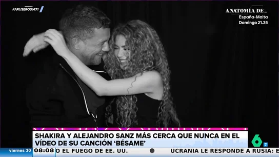 Así es el videoclip de 'Bésame', el tema de Shakira y Alejandro Sanz por el que Candela Márquez le habría dejado de seguir Así es el videoclip de 'Bésame', el tema de Shakira y Alejandro Sanz por el que Candela Márquez le habría dejado de seguir
