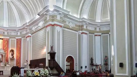 Interior de la Catedral de Chiclayo Interior de la Catedral de Chiclayo