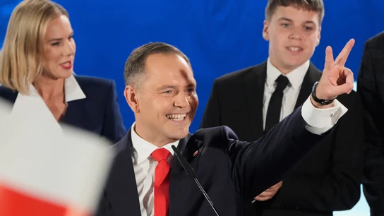 El ultra Nawrocki tras ganar las elecciones presidenciales de Polonia El ultra Nawrocki tras ganar las elecciones presidenciales de Polonia
