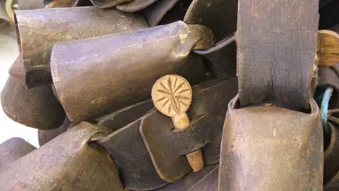 Chocalhos (cencerros alentejanos) Chocalhos (cencerros alentejanos)