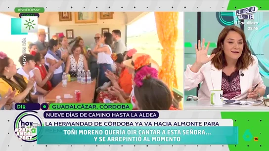 Toñi Moreno 'disfruta' del concierto de una hermandad cordobesa: "Bueno, pues nos vamos a ir..." 'Hoy en día', el programa que presenta en Canal Sur, conecta con una carreta que estaba en plena romería hacía la aldea del Rocío, en Huelva, justo cuando comenzaban a cantar.